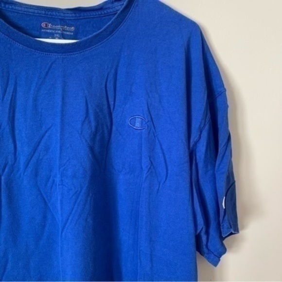 CHAMPION Men’s Crew Neck Shirt - Picture 6 of 6